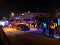 Bariyerlere çarptı, aracının başında "oğlum" diyerek feryat etti