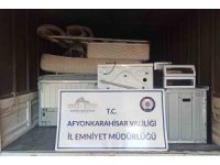 Girdikleri iki evi de soyup soğana çeviren 2 şahıstan biri tutuklandı