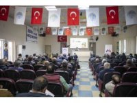 Mersin’de üreticilere kaysı hasat teknikleri eğitimi