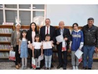 Salihli’de ’Kitap kurtları’ ödüllendirildi