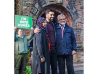 Humza Yousaf, İskoçya’nın ilk Müslüman başbakanı oldu