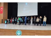 BAÜN’de deprem sonrası gönüllü çalışan personele teşekkür belgesi