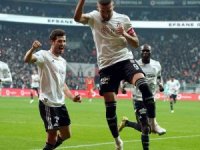 Cenk Tosun, Fenerbahçe’ye ilk golünü atmanın peşinde