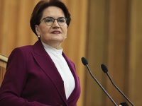 Akşener, kürsüde tek tek gösterip yere fırlattı: Bizi bu kurşun mu sindirecek?