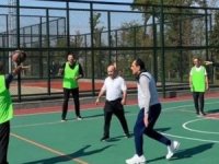 Erdoğan, kurmaylarıyla basketbol oynadı