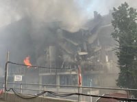 İkitelli Organize Sanayi Bölgesi'ndeki 4 gündür yanan bina havadan görüntülendi