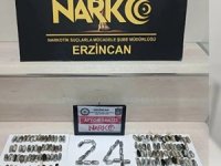 Erzincan'da midelerinde uyuşturucu tespit edilen İran uyruklu 2 zanlı tutuklandı