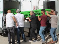 Batman'da üzüm bağındaki kuru otları yakmak isteyen kişi çıkan yangında öldü