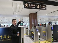 Çin, iş için gelenlere kapıda vize verecek