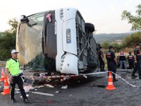 Denizli'de kum yüklü kamyon otobüse çarptı, 6 kişi öldü, 42 kişi yaralandı