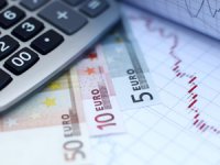 AB ekonomik büyüme beklentisini düşürdü