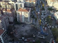 İzmir depreminde yıkılan Rıza Bey Apartmanı davasında gerginlik yaşandı