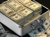 ABD'nin borcu ilk kez 33 trilyon doları aştı