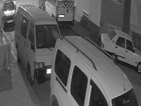 Akşam ilana koyduğu aracı sabah yerinde bulamadı