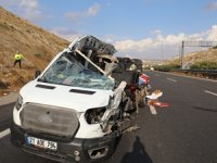 TAG Otoyolu'ndaki minibüs kazasında 5 kişi öldü