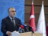 Bakan Işıkhan, Cumhuriyet'in 100. Yılında Çalışma Hayatı Sempozyumu'nda konuştu