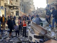 İsrail'in saldırılarını sürdürdüğü Gazze'de can kaybı 29 bin 92'ye çıktı