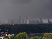 İstanbul için kuvvetli sağanak ve fırtına uyarısı