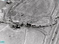 MİT, PKK/YPG'nin Esed rejiminden ele geçirdiği 12 tır, 2 tank ve 2 depoyu imha etti
