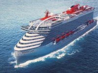 ‘Resilient Lady’, boğazdan Türk bayrağı ile çıktı!