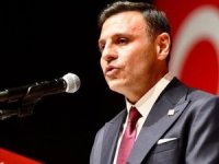 Özgür Çelik mazbatasını aldı