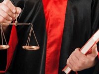 Öğretmenlerden sonra Avukatlar: Sosyal Medya!