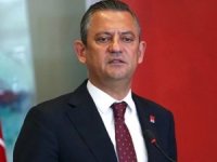 Özel'den Arınç'a ‘Tayfun Kahraman’ desteği!