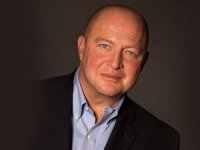 Mustafa Koç, mezarı başında anıldı!