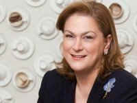 Güler Sabancı'dan Tarkan bandanası!