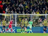 Fenerbahçe, 'Ormanda' kayboldu: 3 – 0!