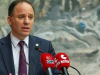 Deniz Yavuzyılmaz: "Petrolün bir kısmı yabancılara satıldı"