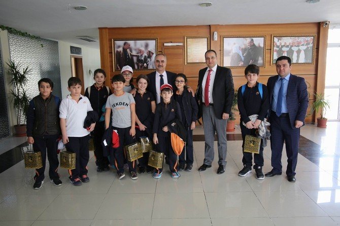 Tekden Koleji’nden, Belediye Başkanı Aydın’a ziyaret