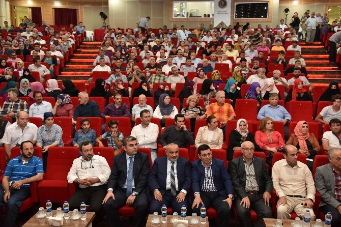 Şevki Yılmaz, ’Türkiye Hepimizin’ konferansına katıldı