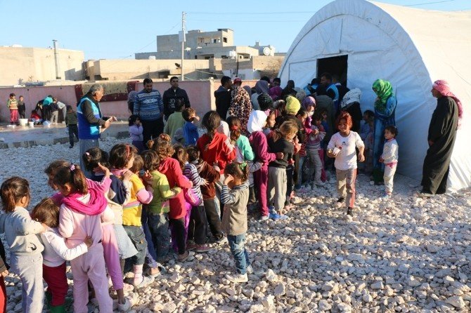 Suriyeli 650 Çocuk Diş Taramasından Geçirildi