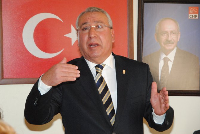 Tuncay Ercenk: Ülkemizde hukukun üstünlüğü ayaklar altında geziyor
