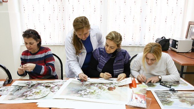Şehitkamil’deki Hanımlar Üç Boyutlu Çalışıyor
