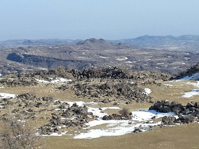 PKK’nın Ağrı Dağındaki Kış Hazırlığı Mağara İle Birlikte İmha Edildi