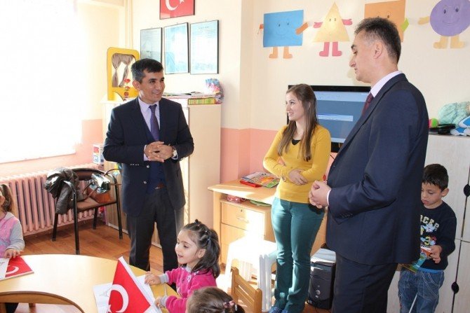 Mehmet Özdemir’den Okullara Ziyaret
