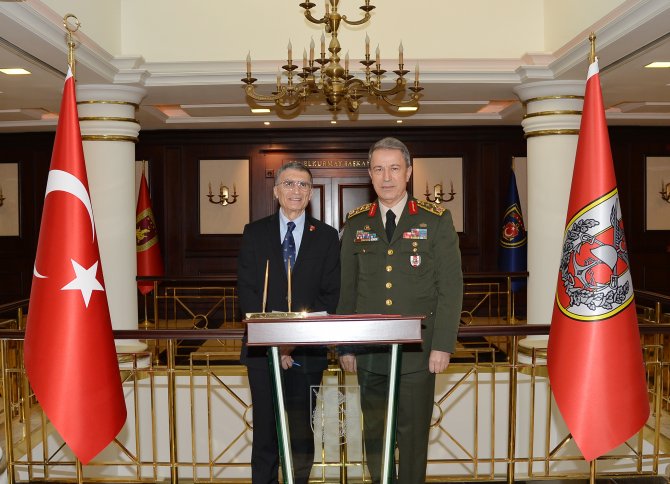 Aziz Sancar'ın Nobel ödülü Anıtkabir'de sergilenecek