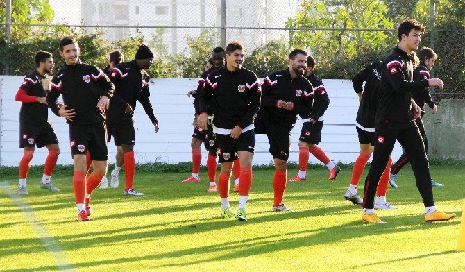 Adanaspor Karabükspor Maçı Hazırlıklarına Başladı