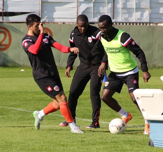 Adanaspor Karabükspor Maçı Hazırlıklarına Başladı