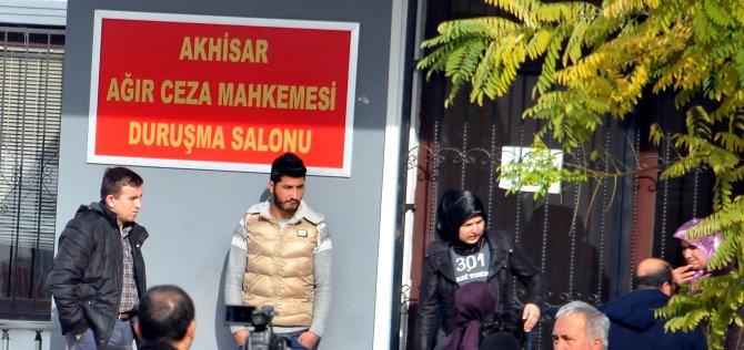 Soma davasında sanık avukatlarından ailelere: Kaşınıyorlar