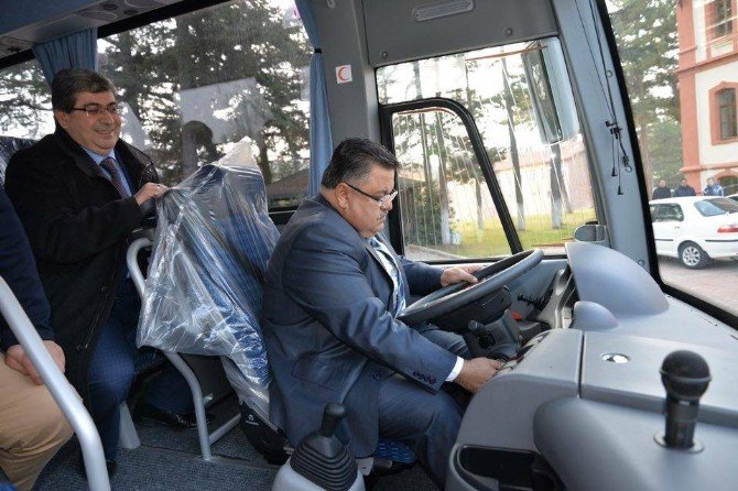 Bilecik Belediyesi Tarafından Alınan 3 Yeni Otobüs Hizmete Girdi