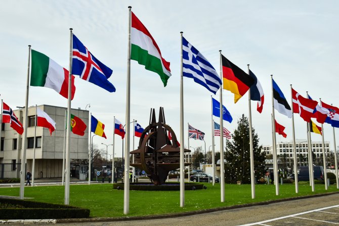 Poroşenko: NATO ile ilişkilerimiz en üst düzeyde