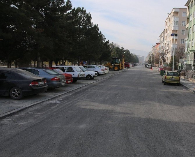 Kocasinan Belediyesi, Akşemsettin Caddesi’ni Yeniledi