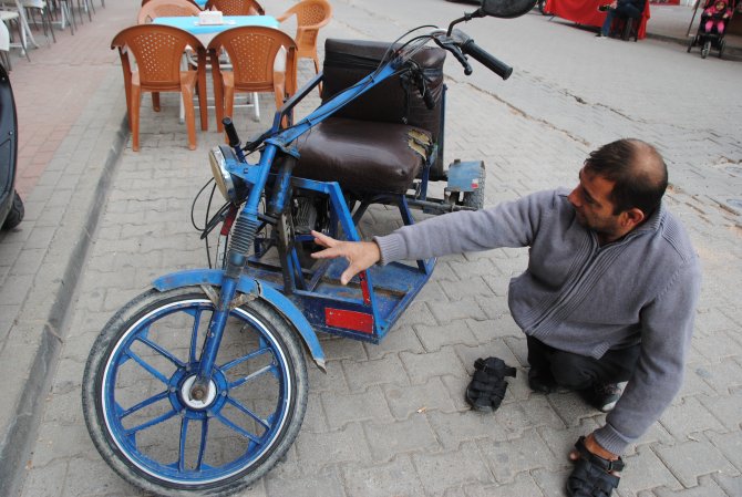 Eskiyen engelli aracının yenilenmesi için yardım bekliyor