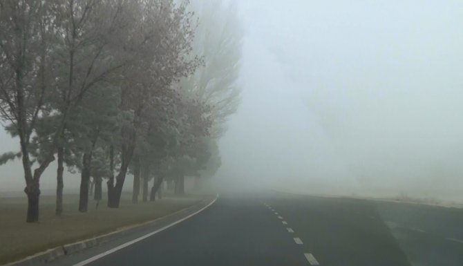 Bor'da yoğun sis hayatı olumsuz etkiliyor