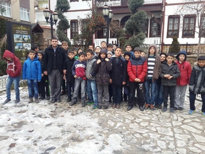 Sorgunlu Öğrenciler Yozgat Müzesini Gezdi