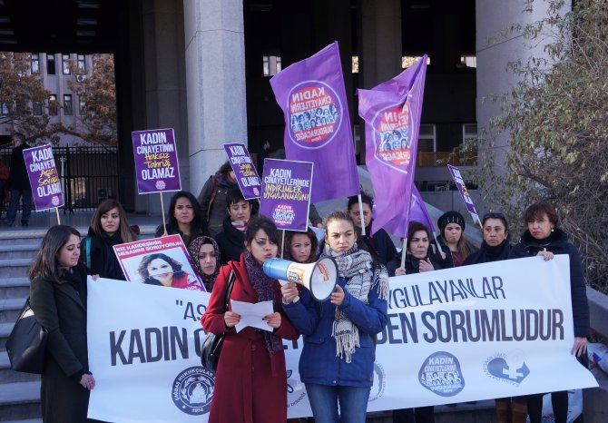Kaçmaz cinayeti zanlısına ‘aşırı sevgi’ indirimi protesto edildi