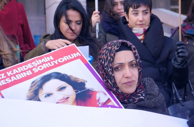 Kaçmaz cinayeti zanlısına ‘aşırı sevgi’ indirimi protesto edildi